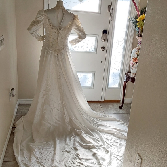 VINTAGE UNION MADE WEDDING GOWN SIZE 16 - Picture 11 of 16